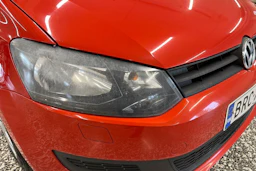 Oranssi Volkswagen POLO 2013 kuva 15.