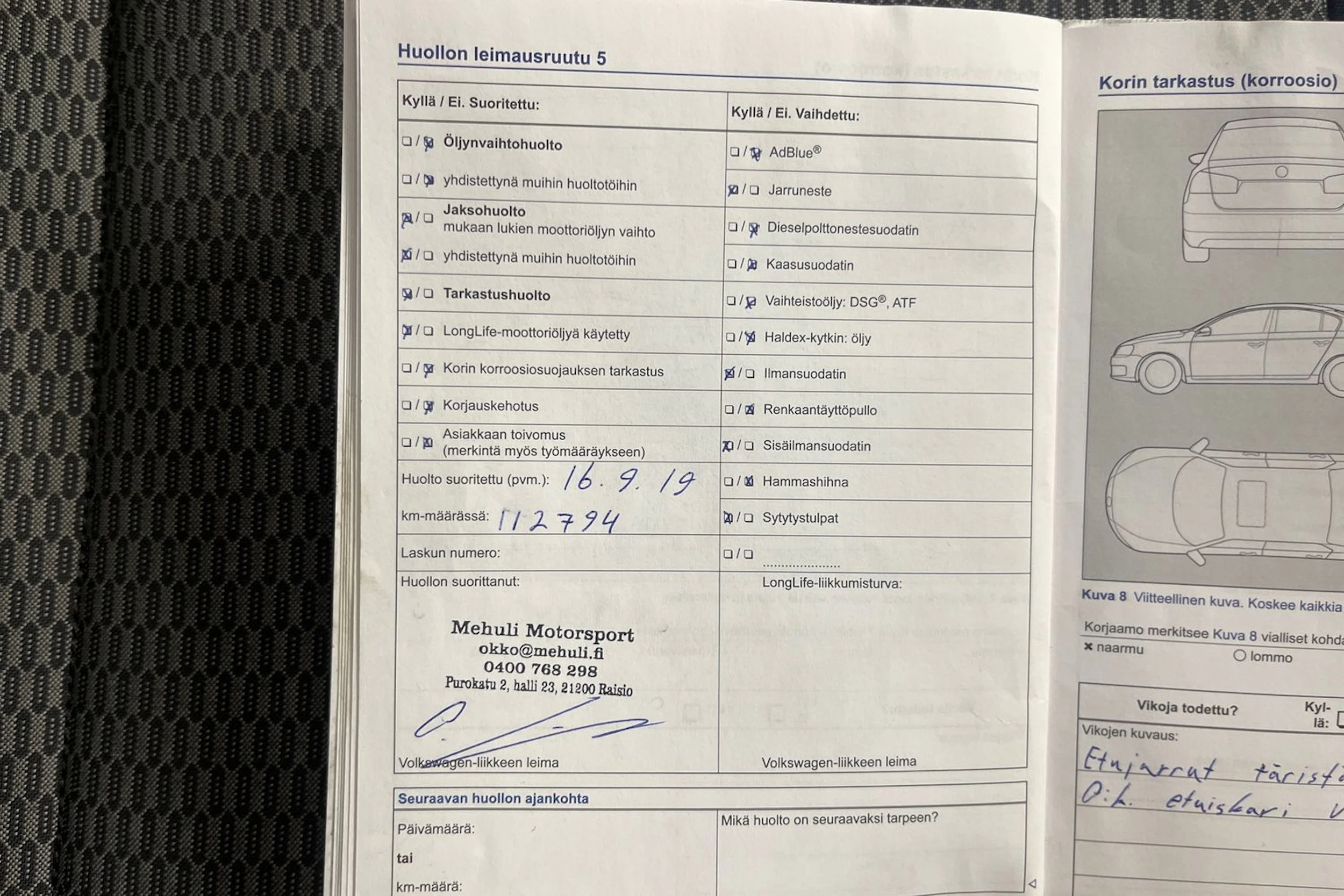 Oranssi Volkswagen POLO 2013 kuva 22.