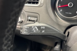 Harmaa Volkswagen POLO 2013 kuva 16.