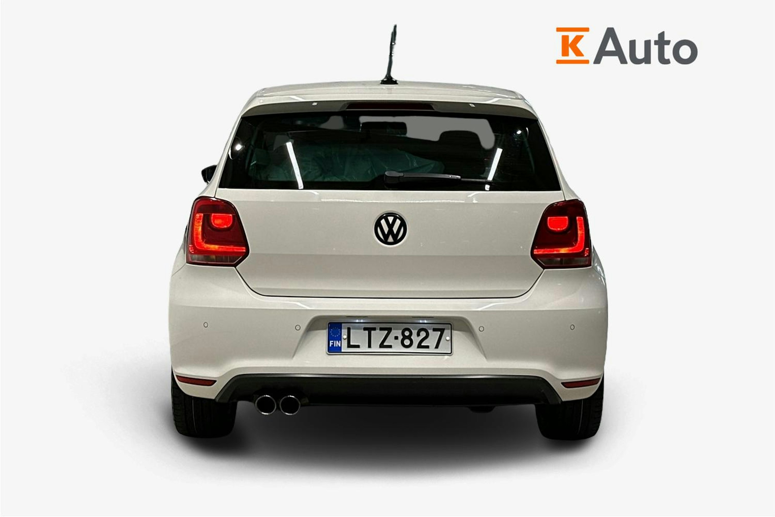 valkoinen Volkswagen Polo 2013 kuva 4.
