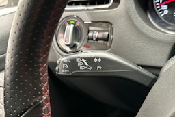 valkoinen Volkswagen Polo 2013 kuva 18.