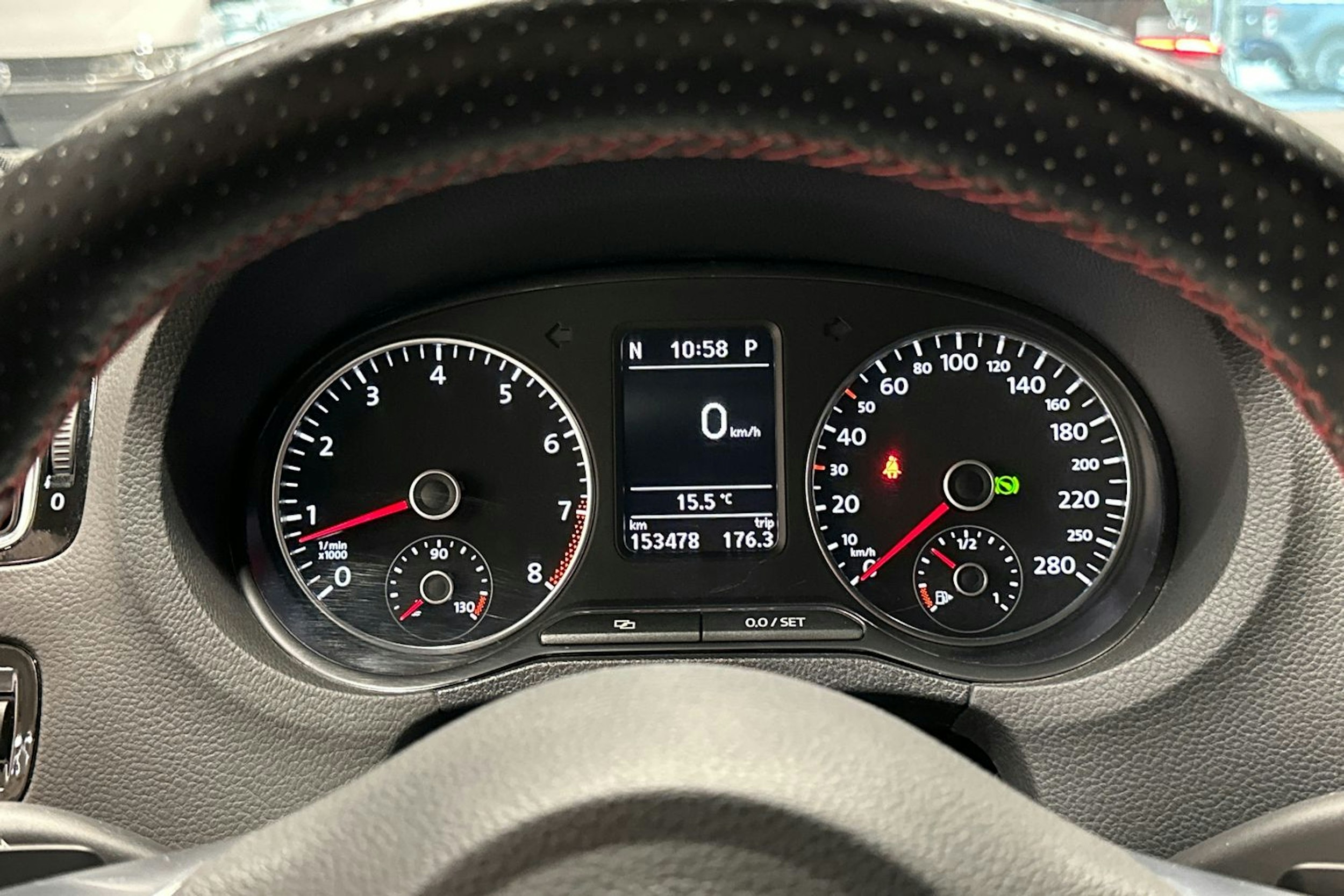 valkoinen Volkswagen Polo 2013 kuva 19.