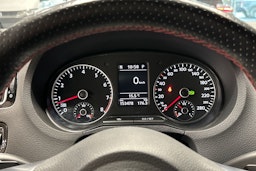 valkoinen Volkswagen Polo 2013 kuva 19.