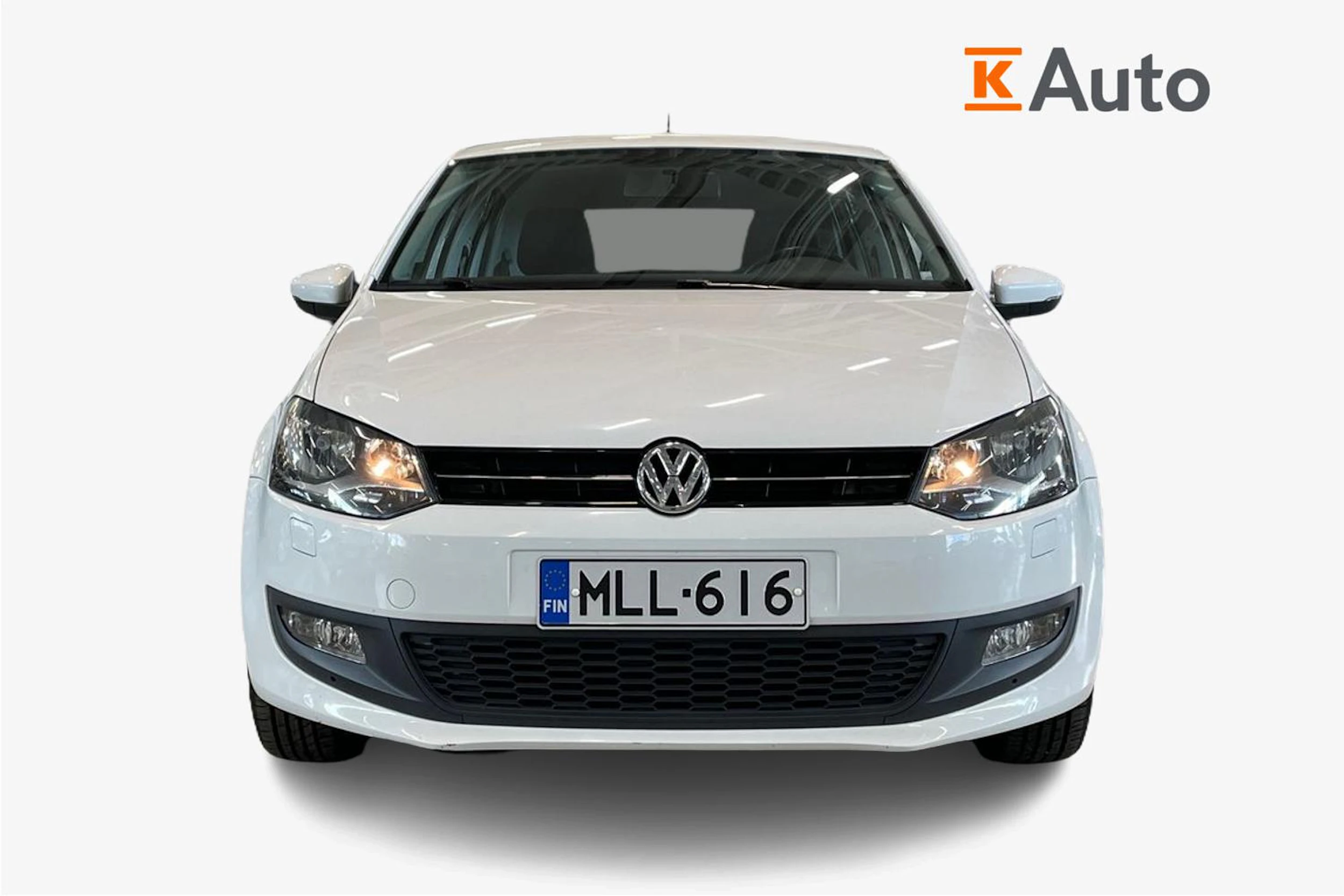 valkoinen Volkswagen Polo 2013 kuva 4.