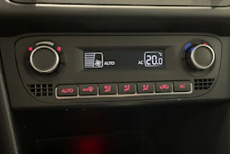 valkoinen Volkswagen Polo 2013 kuva 18.