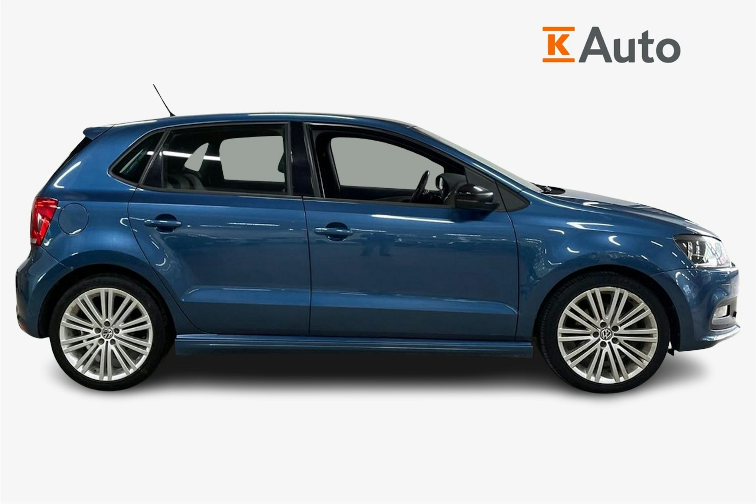 Sininen Volkswagen POLO 2013 kuva 6.