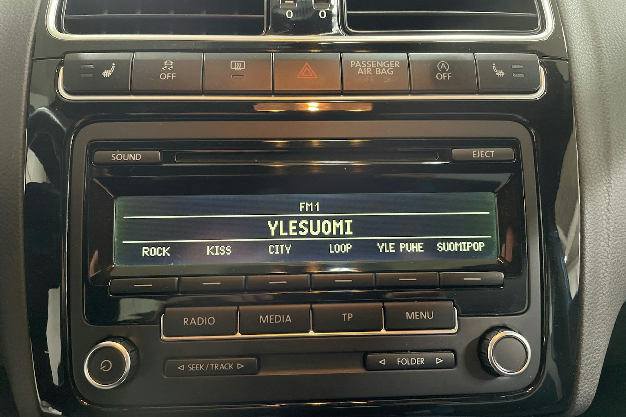 Sininen Volkswagen POLO 2013 kuva 15.
