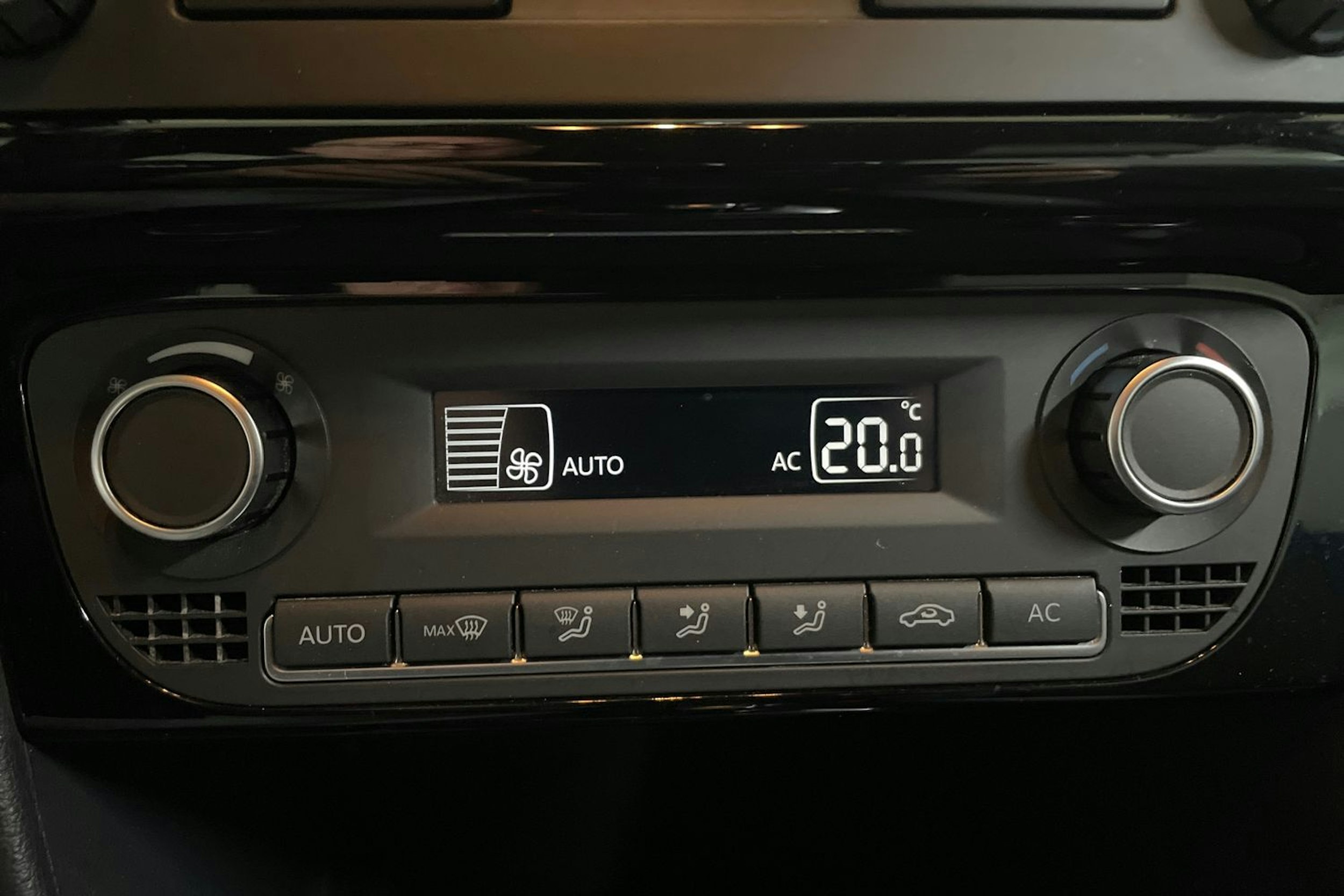 Sininen Volkswagen POLO 2013 kuva 16.