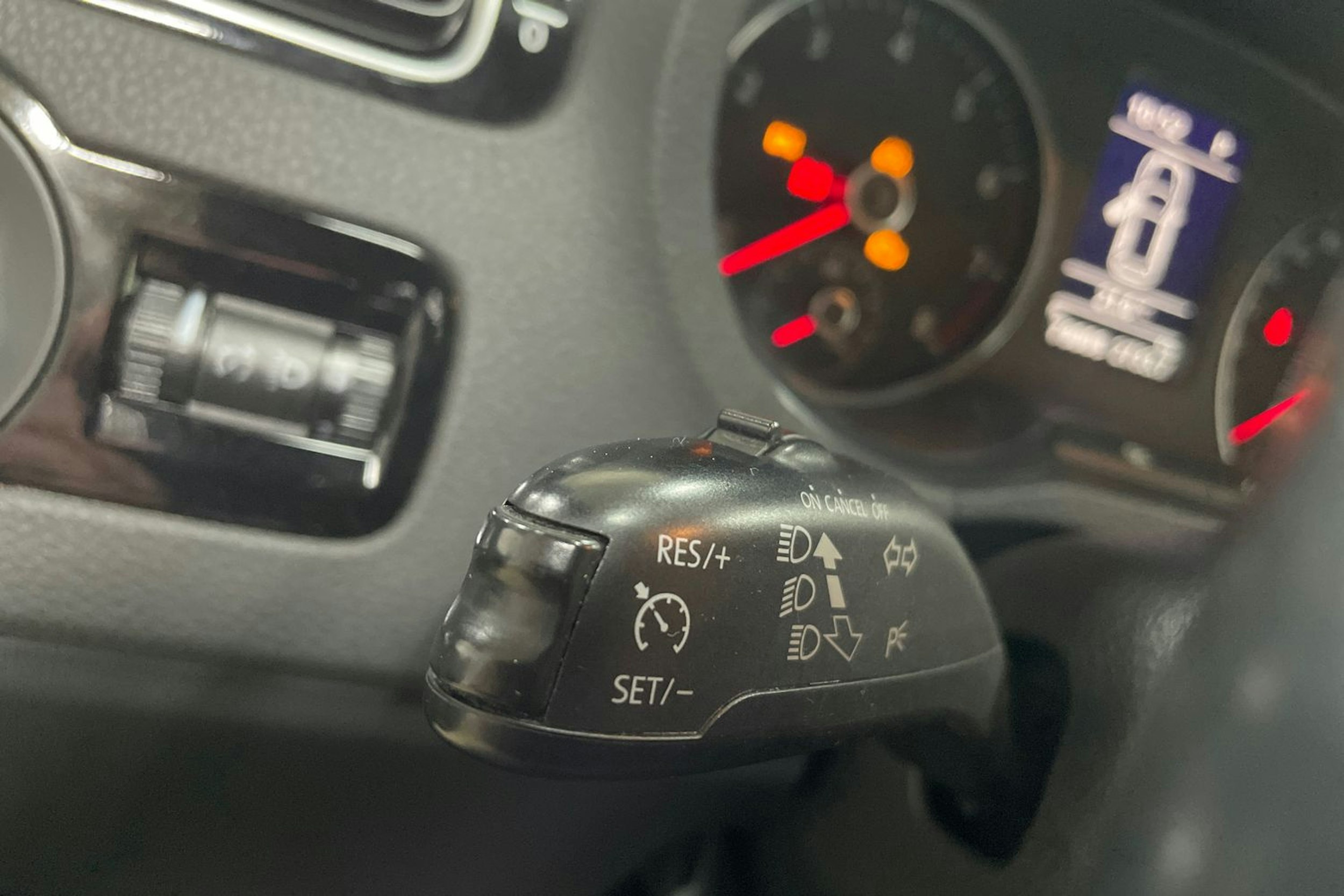 Sininen Volkswagen POLO 2013 kuva 19.