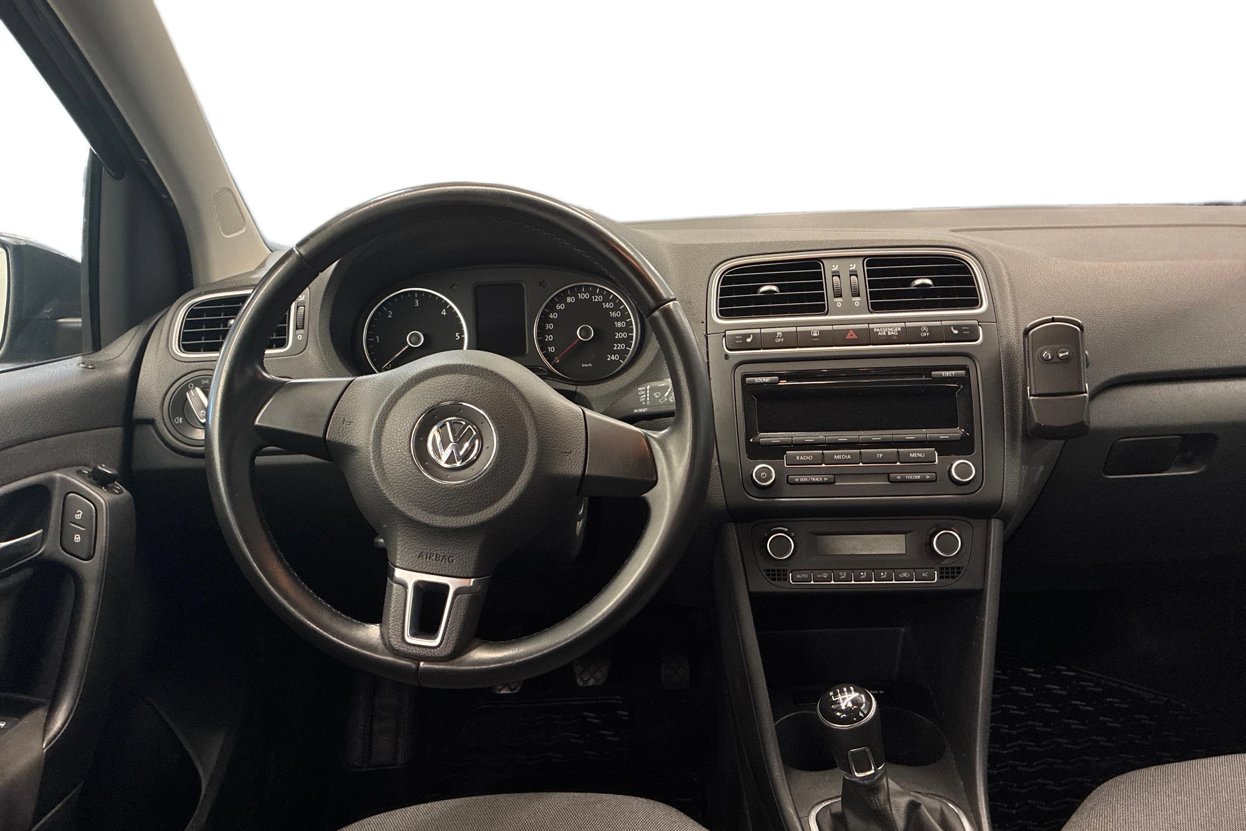 harmaa Volkswagen Polo 2013 kuva 7.