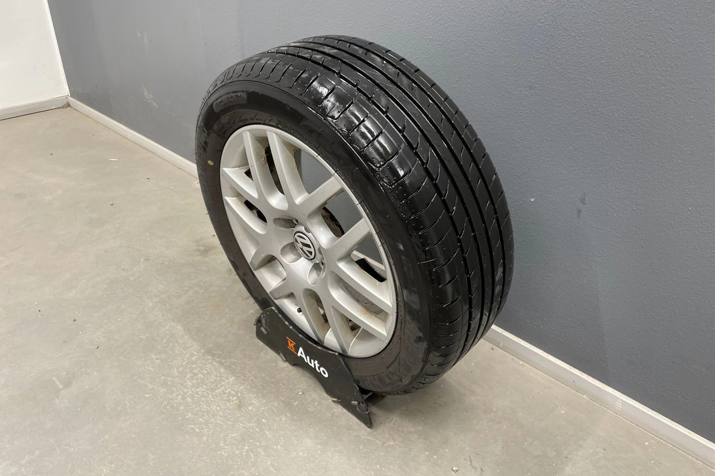 hopea Volkswagen Polo 2014 kuva 11.