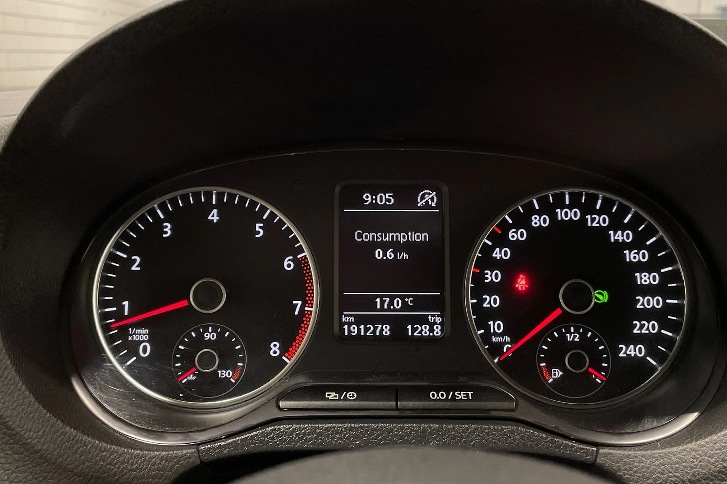 hopea Volkswagen Polo 2014 kuva 13.