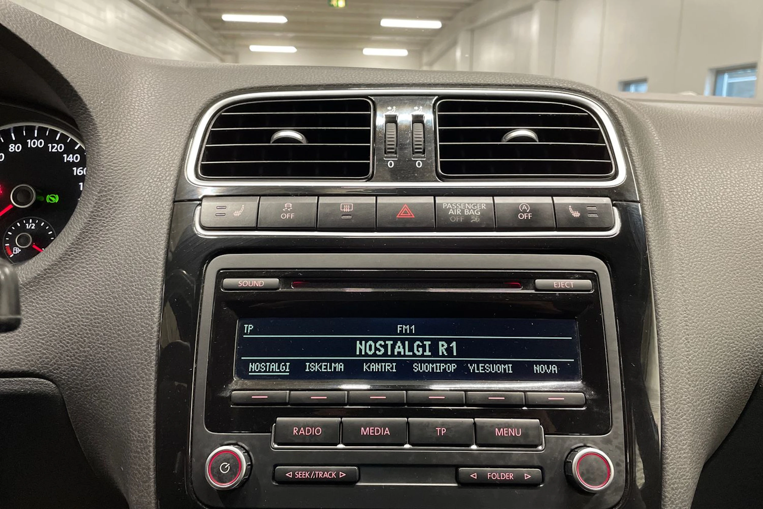 hopea Volkswagen Polo 2014 kuva 14.