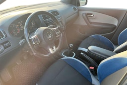 sininen Volkswagen Polo 2013 kuva 3.