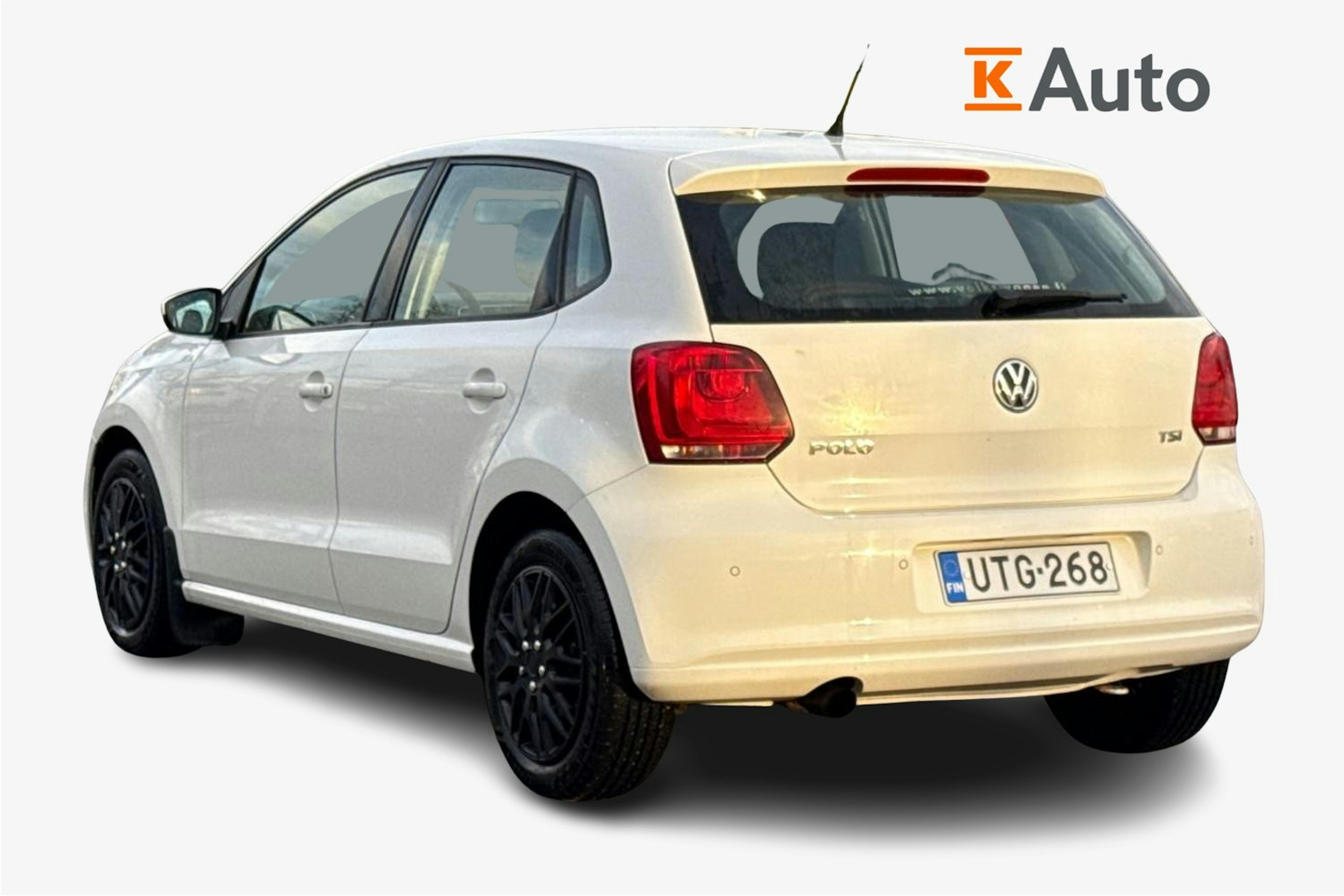 Valkoinen Volkswagen POLO 2013 kuva 2.