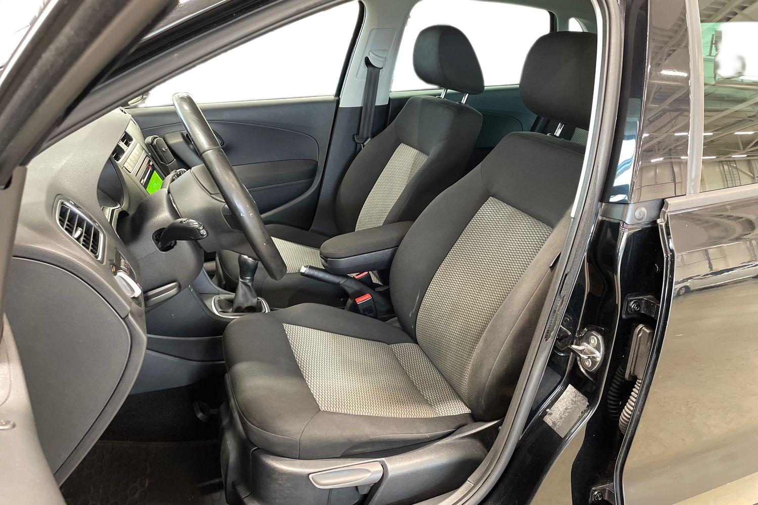 Volkswagen Polo 2013, bild 6/25