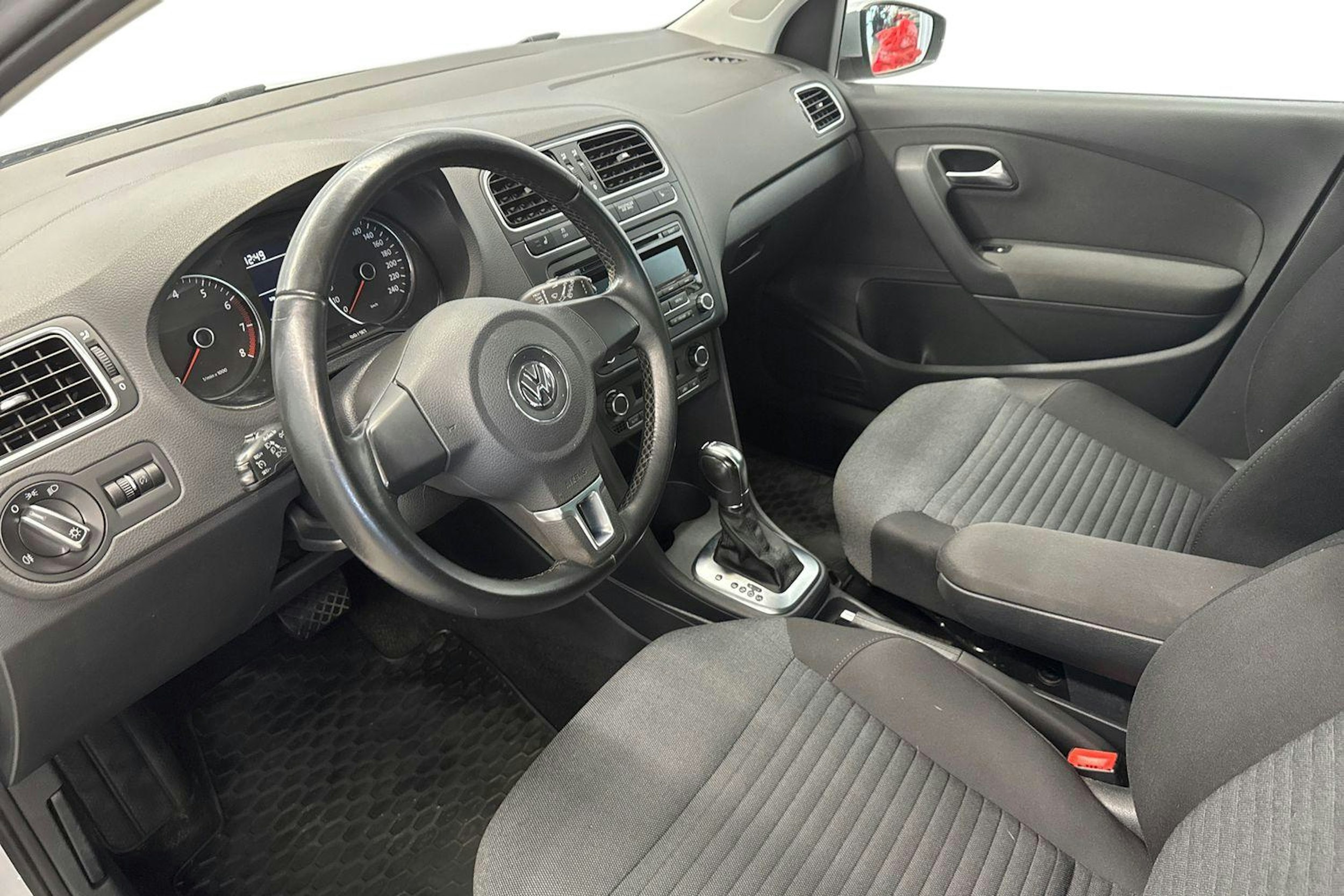 hopea Volkswagen Polo 2013 kuva 6.