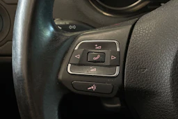 oranssi Volkswagen Polo 2014 kuva 14.