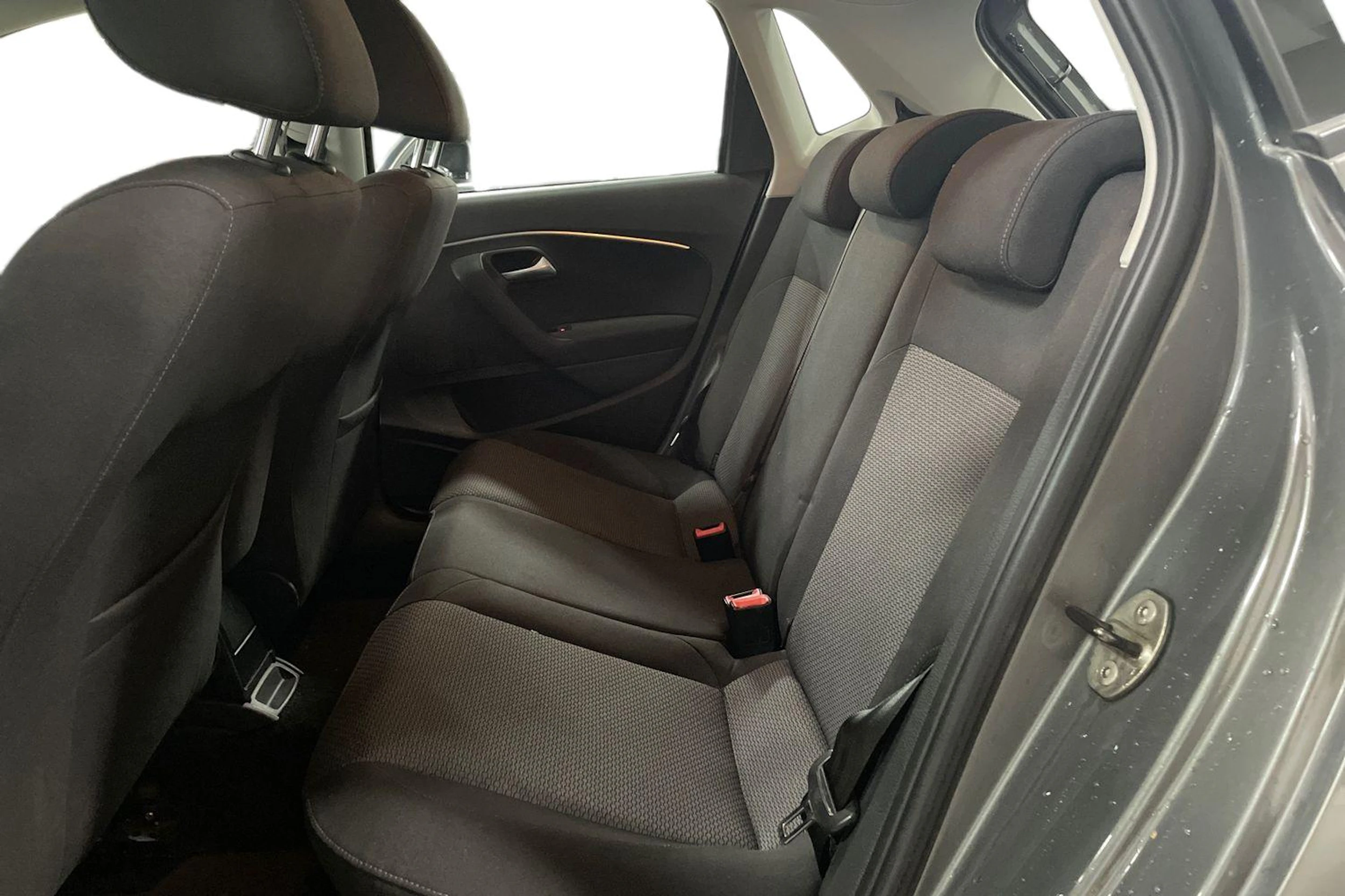 harmaa Volkswagen Polo 2014 kuva 8.