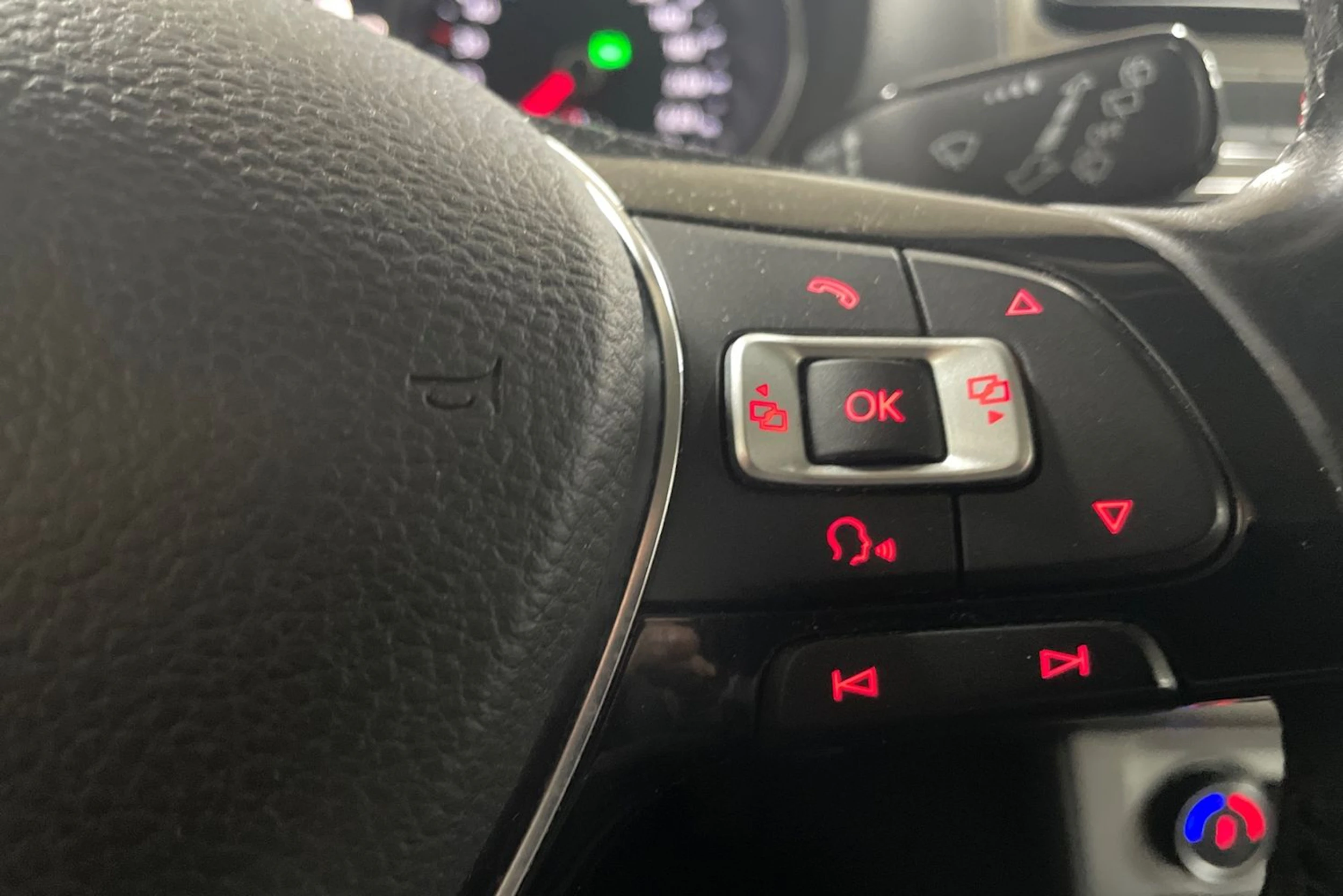 harmaa Volkswagen Polo 2014 kuva 11.