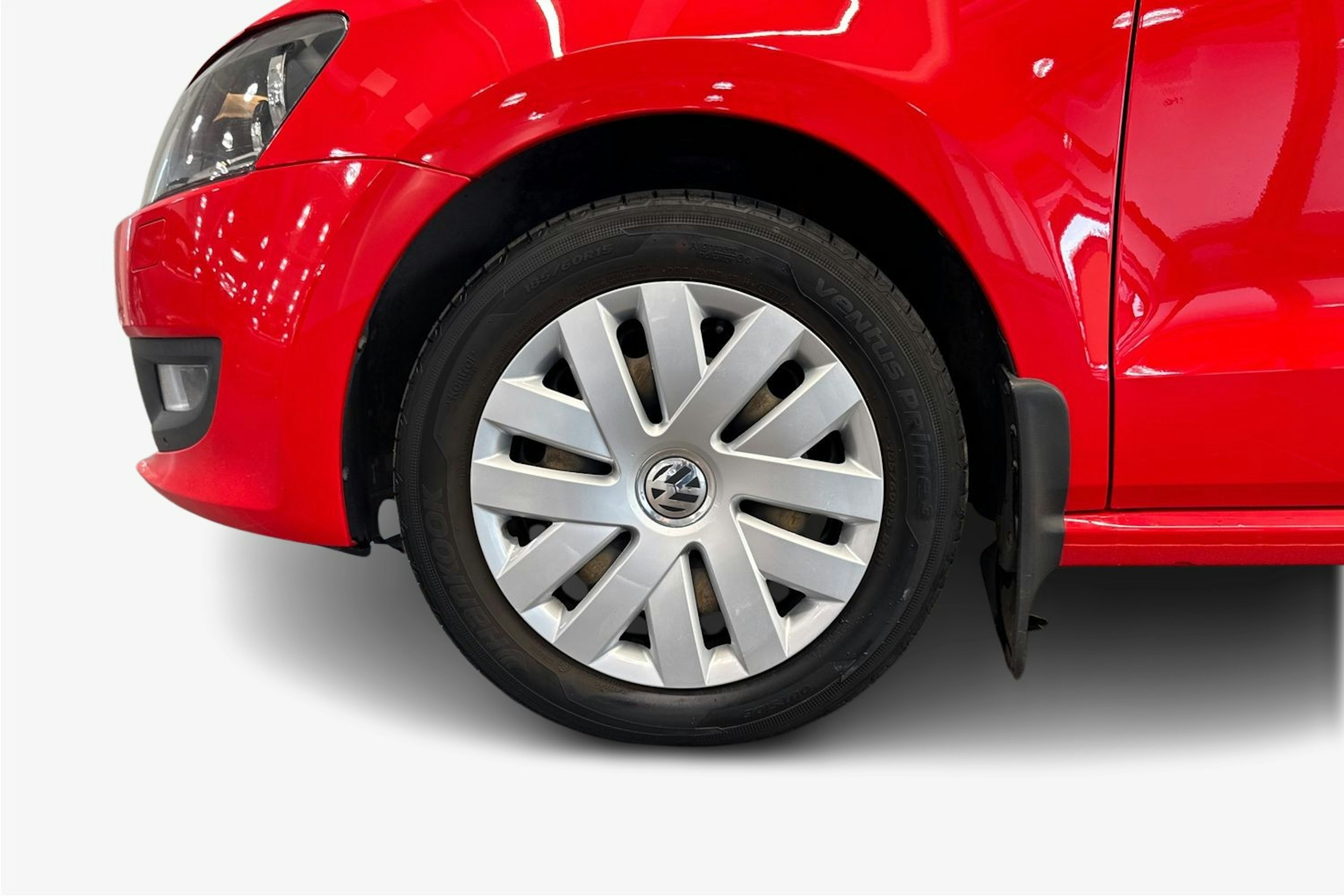 punainen Volkswagen Polo 2014 kuva 10.