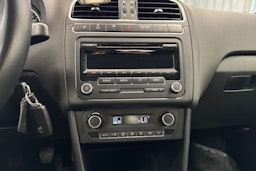 punainen Volkswagen Polo 2014 kuva 20.