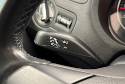 punainen Volkswagen Polo 2014 kuva 22.