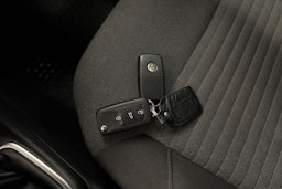 punainen Volkswagen Polo 2014 kuva 26.