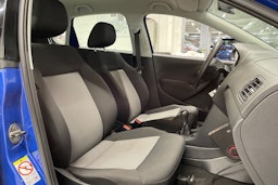 Sininen Volkswagen POLO 2014 kuva 22.