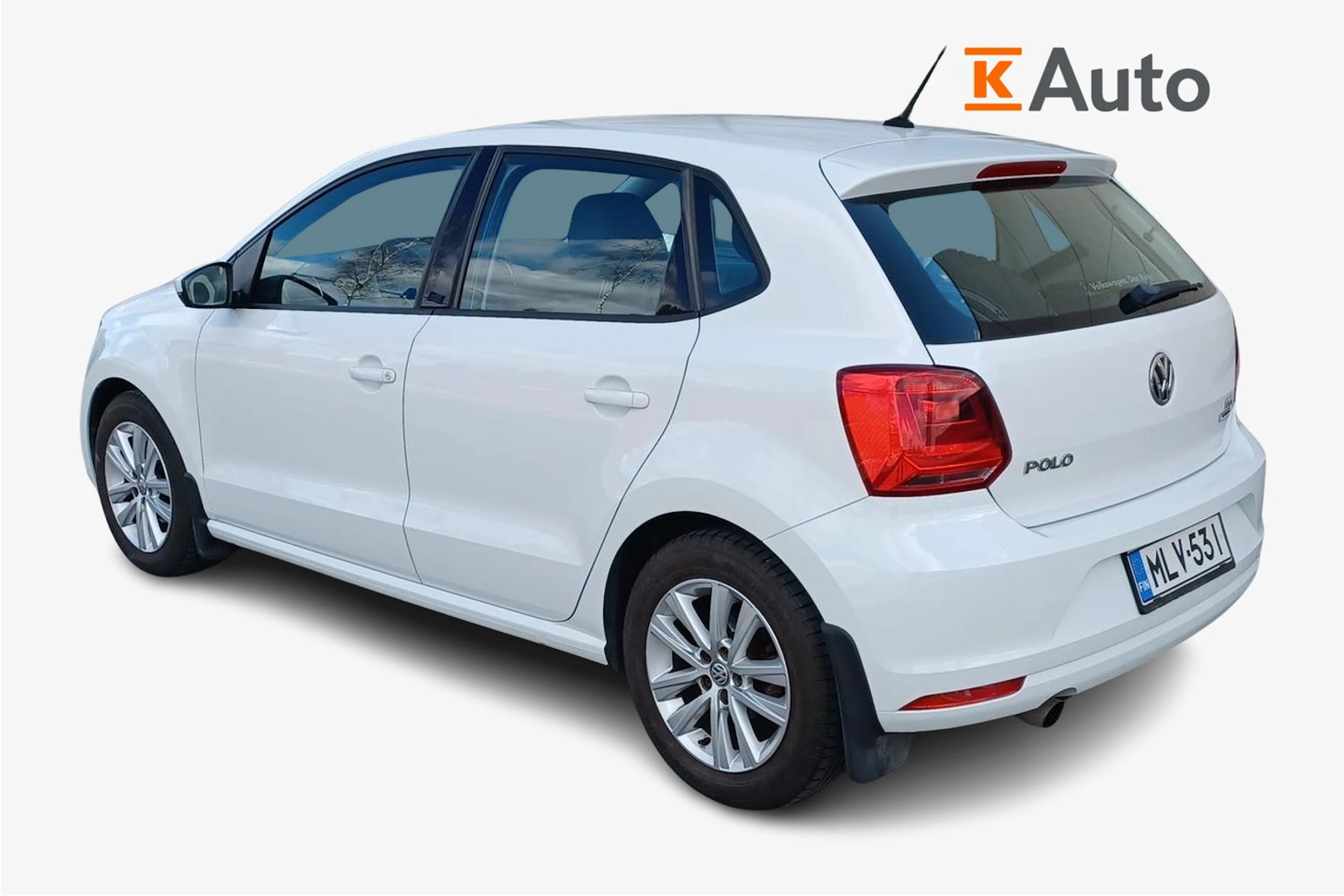 valkoinen Volkswagen Polo 2014 kuva 2.