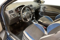 sininen Volkswagen Polo 2014 kuva 7.