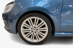 sininen Volkswagen Polo 2014 kuva 11.