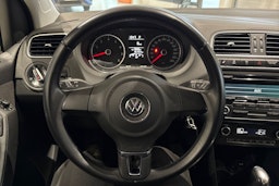 harmaa Volkswagen Polo 2014 kuva 14.