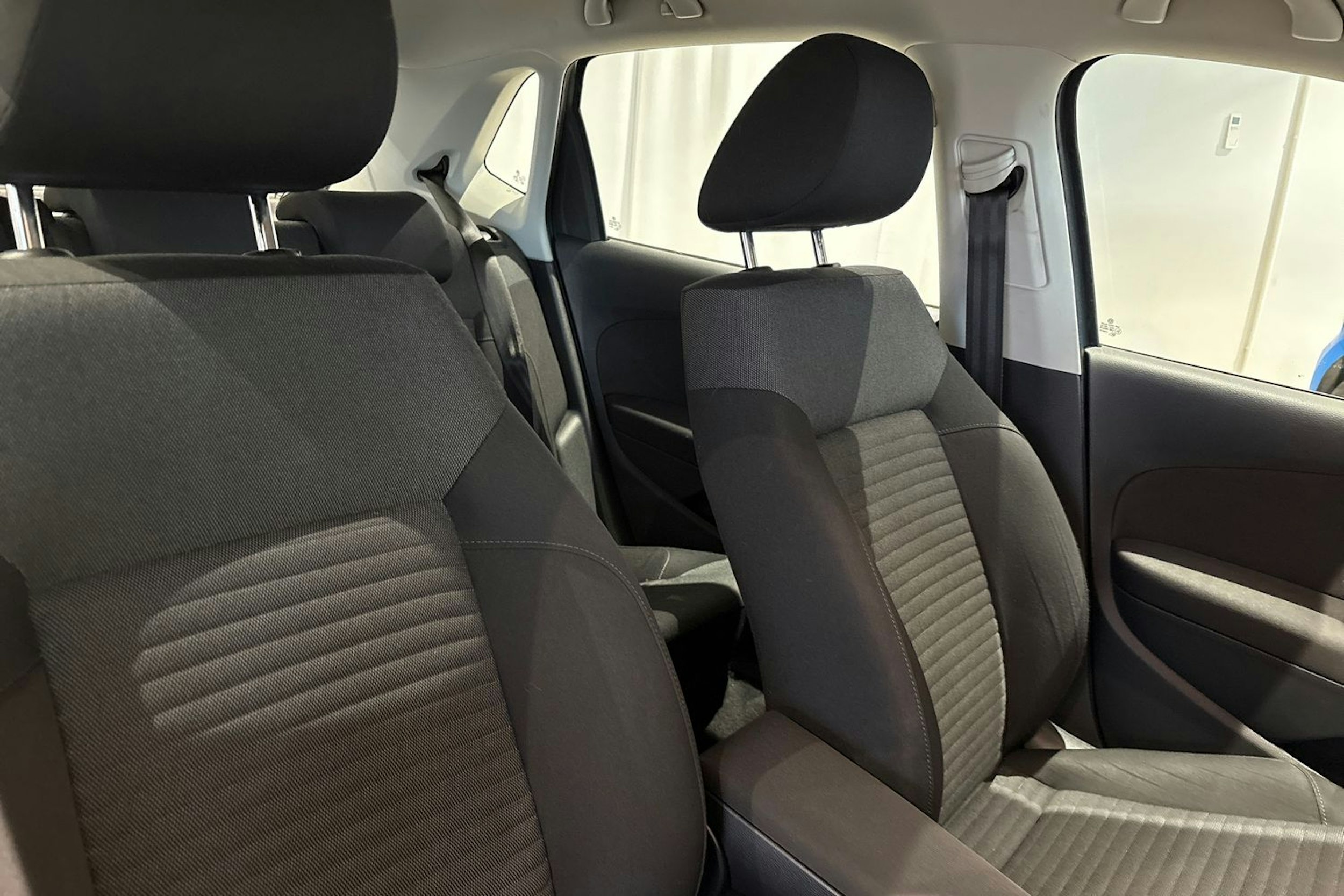 harmaa Volkswagen Polo 2014 kuva 18.