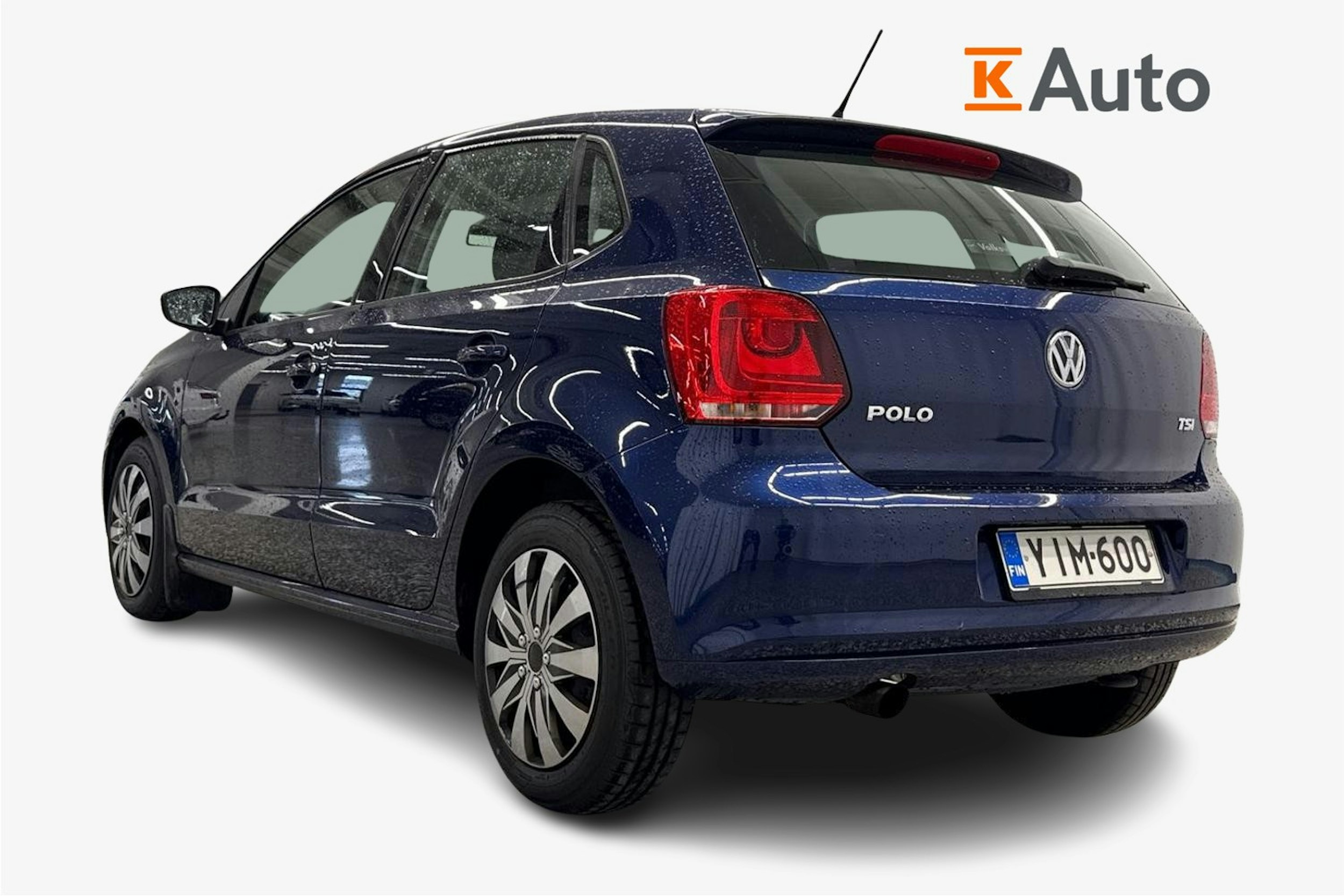 sininen Volkswagen Polo 2014 kuva 2.
