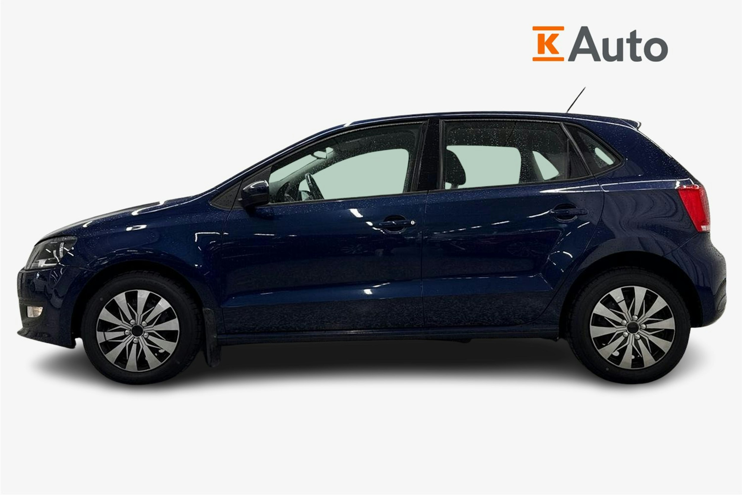sininen Volkswagen Polo 2014 kuva 6.