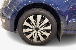 sininen Volkswagen Polo 2014 kuva 11.