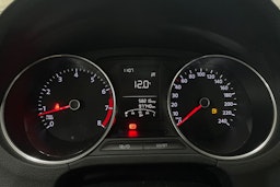 musta Volkswagen Polo 2015 kuva 15.