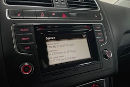 musta Volkswagen Polo 2015 kuva 23.