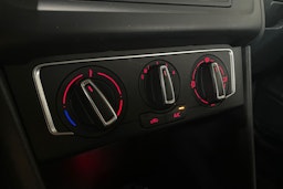 musta Volkswagen Polo 2015 kuva 24.