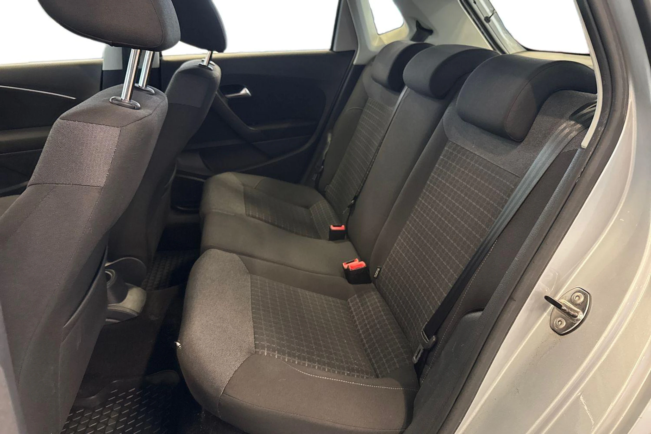 Hopea Volkswagen POLO 2015 kuva 8.