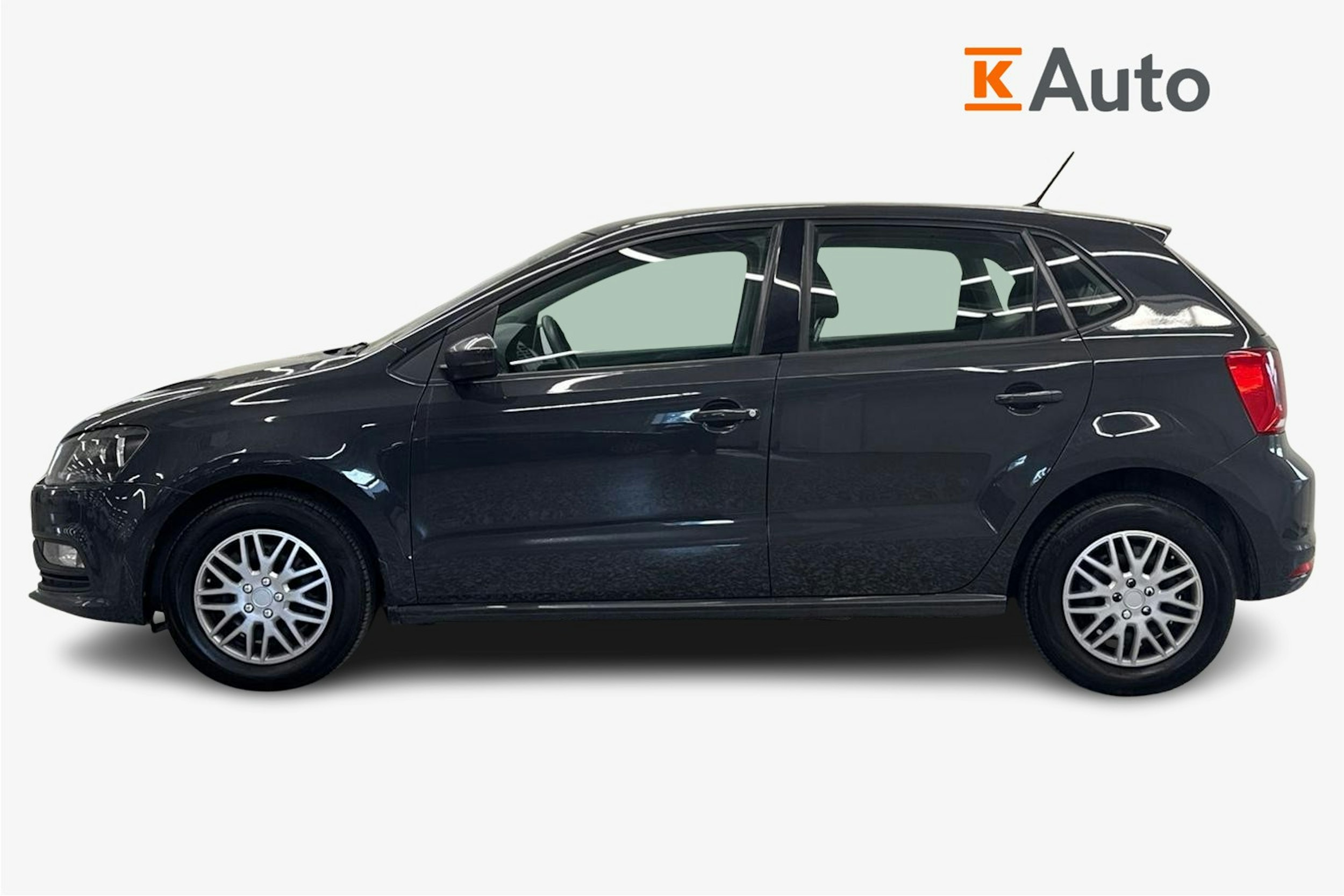 harmaa Volkswagen Polo 2015 kuva 6.