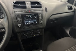 harmaa Volkswagen Polo 2015 kuva 19.
