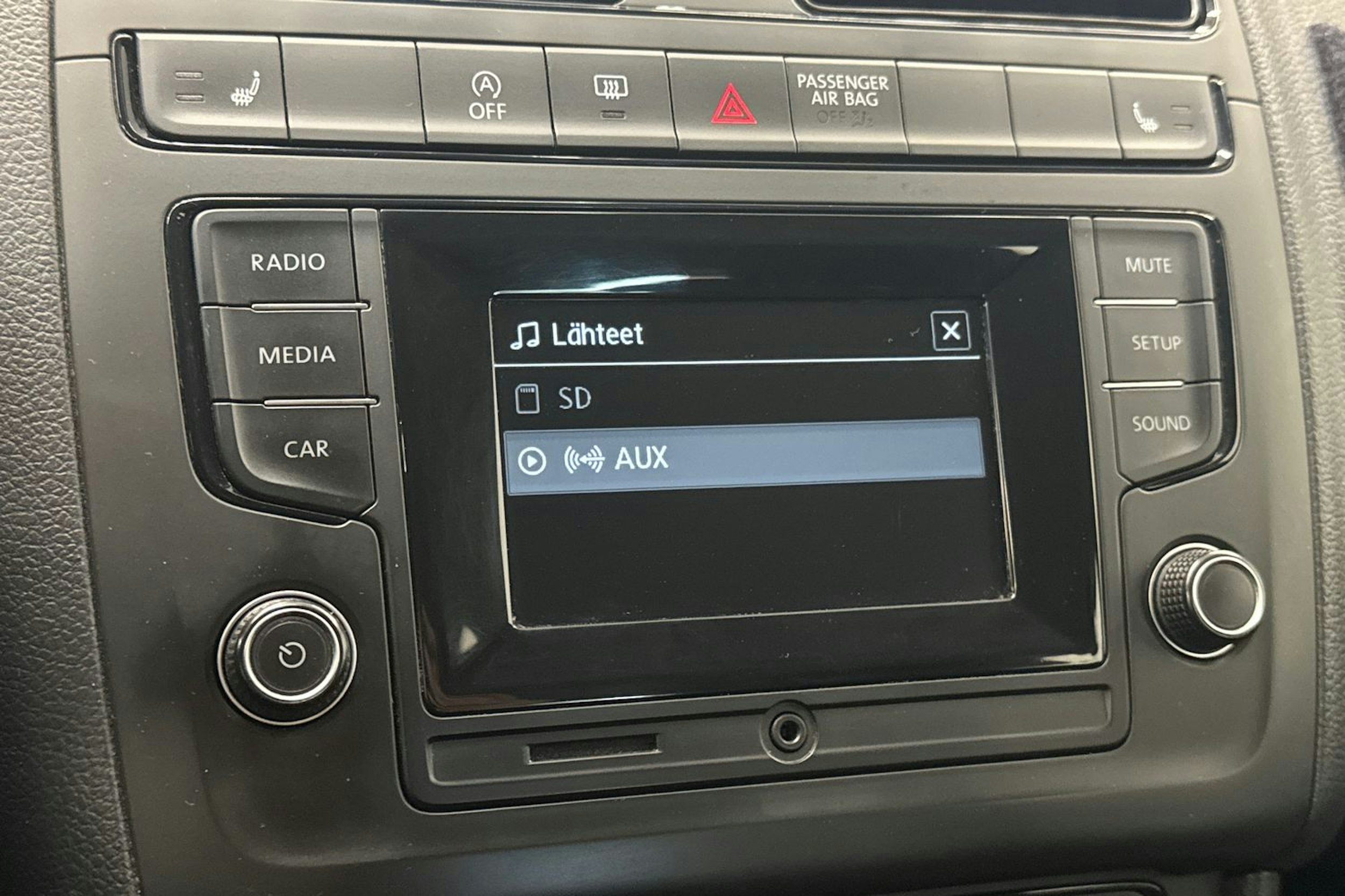 harmaa Volkswagen Polo 2015 kuva 21.