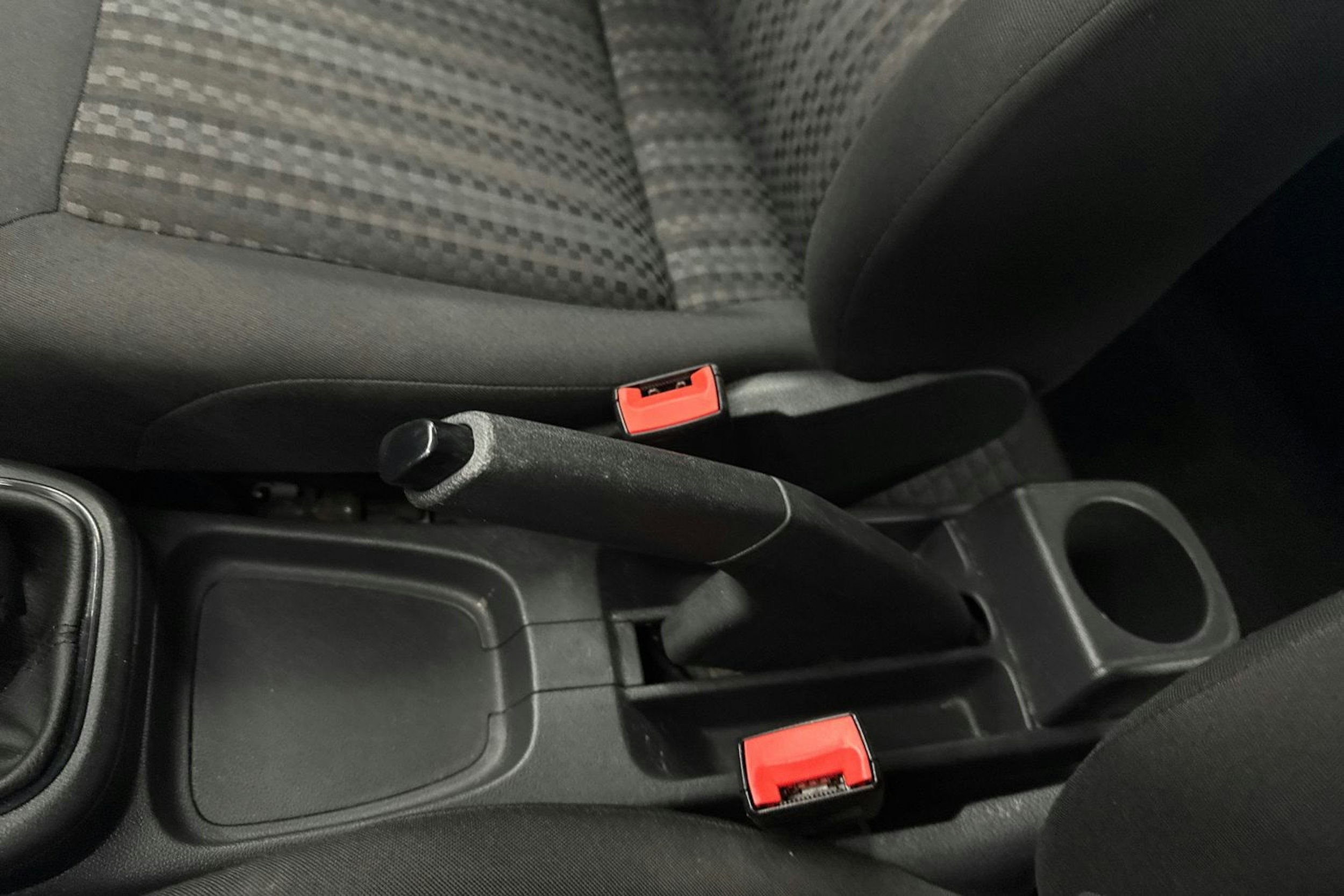 harmaa Volkswagen Polo 2015 kuva 27.
