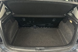 harmaa Volkswagen Polo 2015 kuva 28.