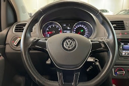 valkoinen Volkswagen Polo 2015 kuva 15.