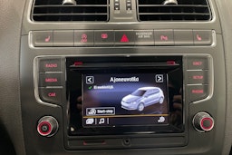 valkoinen Volkswagen Polo 2015 kuva 19.