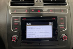 valkoinen Volkswagen Polo 2015 kuva 24.