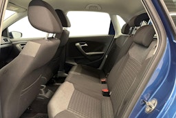 sininen Volkswagen Polo 2015 kuva 8.